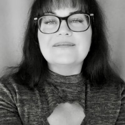 Holly Jo Bouchard